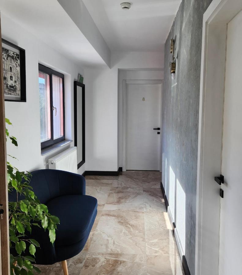 My Room Accommodation Curtea de Argeş Exterior foto